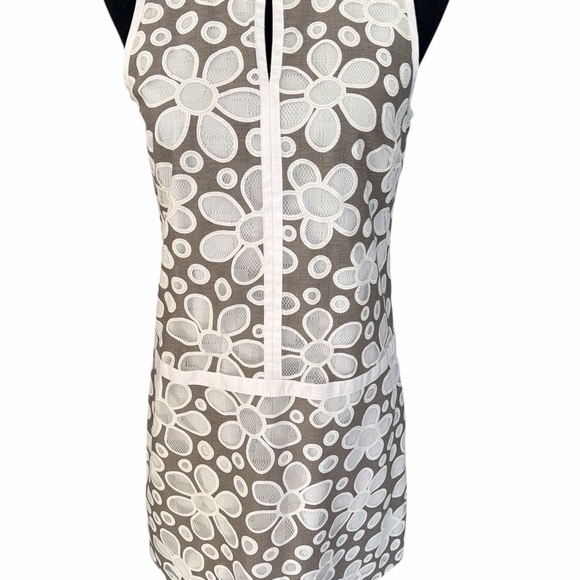 W by Worth Dresses & Skirts - W by Worth Size 4 Mesh Daisy Drop Waist Sleeveless Dress Zip Gray & Off-White